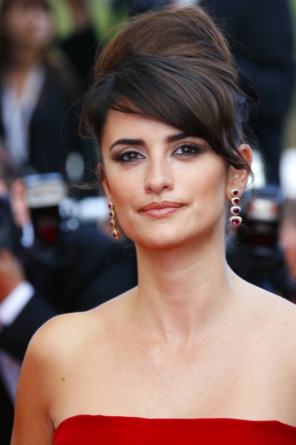 0528_penelope-cruz2